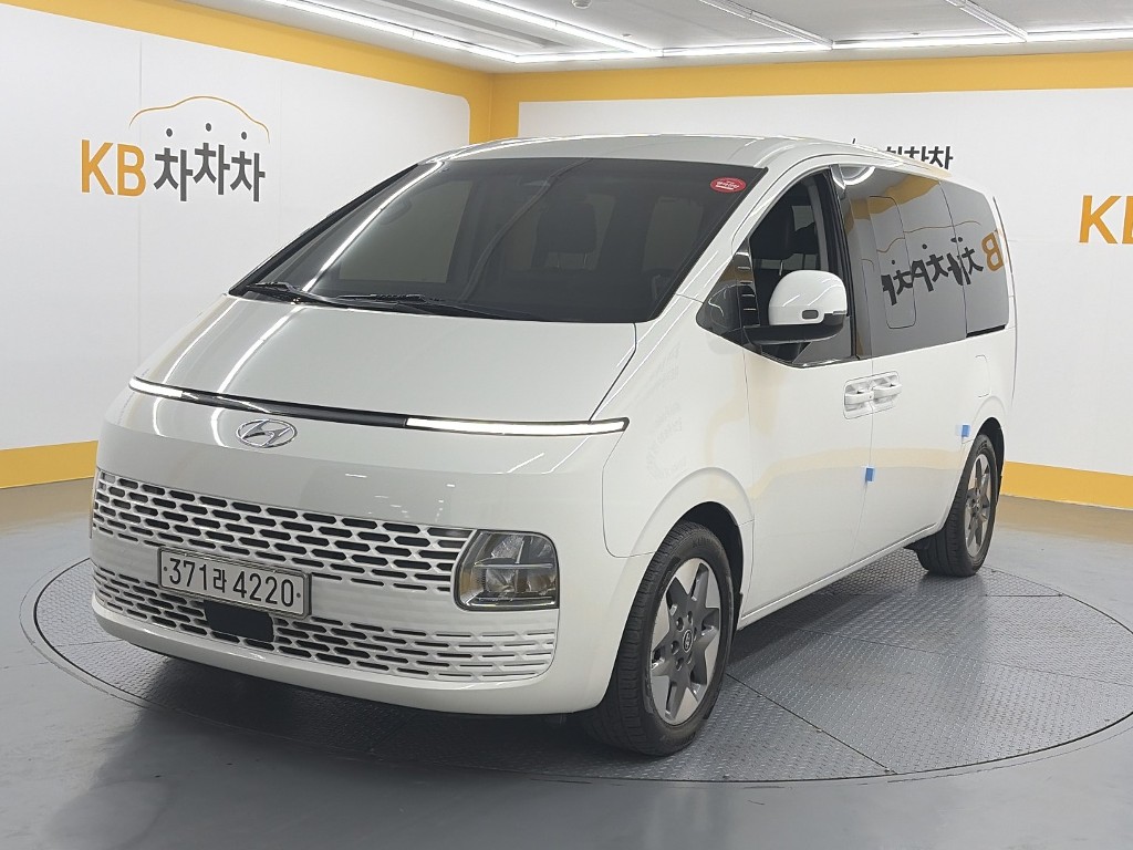 현대 스타리아 3.5 LPG Tourer 9 seats Modern