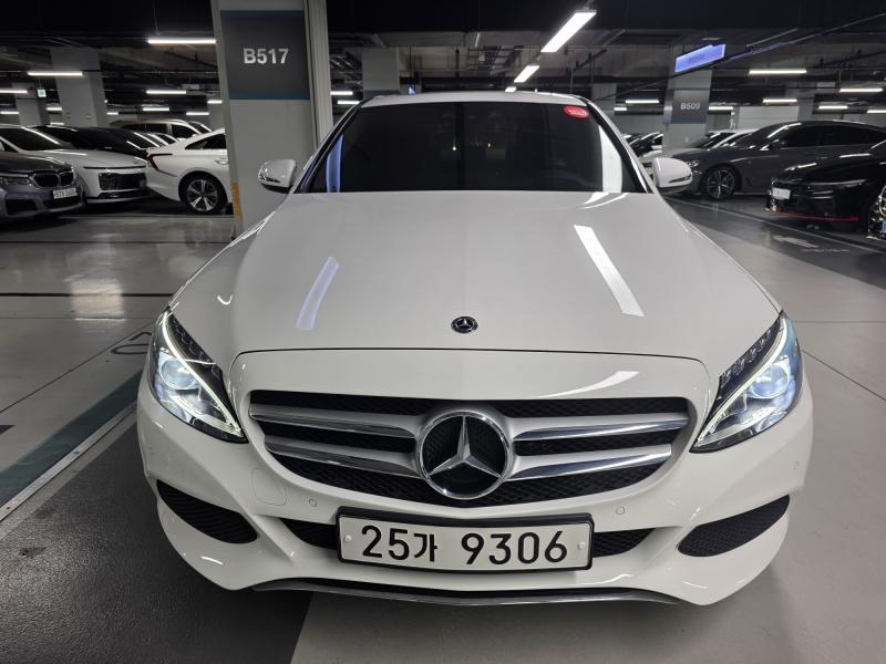 Mercedes-Benz C-Class C200 Avantgarde