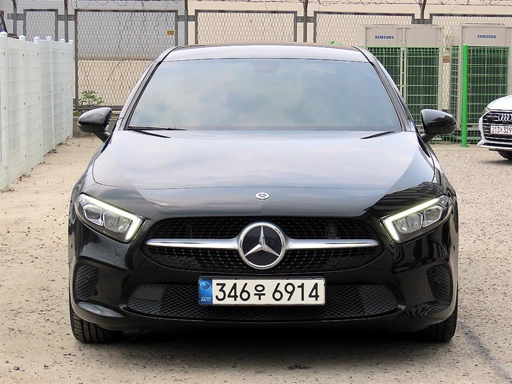 Mercedes-Benz A-Class A220