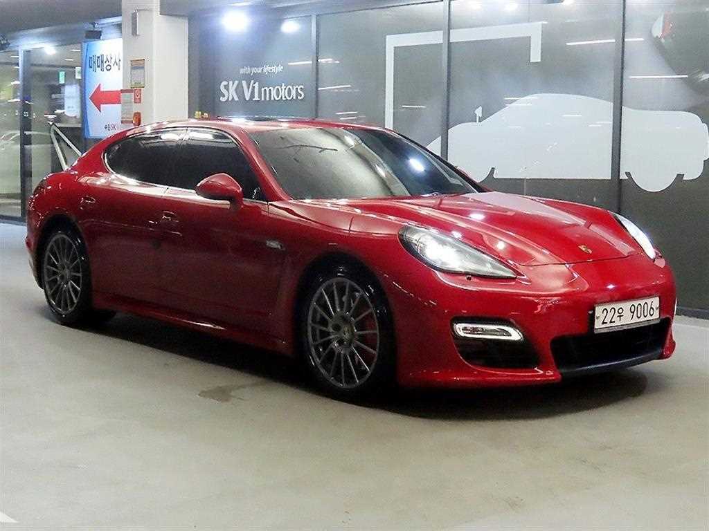 Porsche Panamera 4.8 GTS
