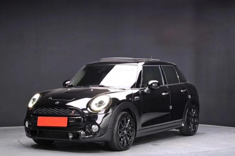 MINI Cooper 5 door 2.0 S