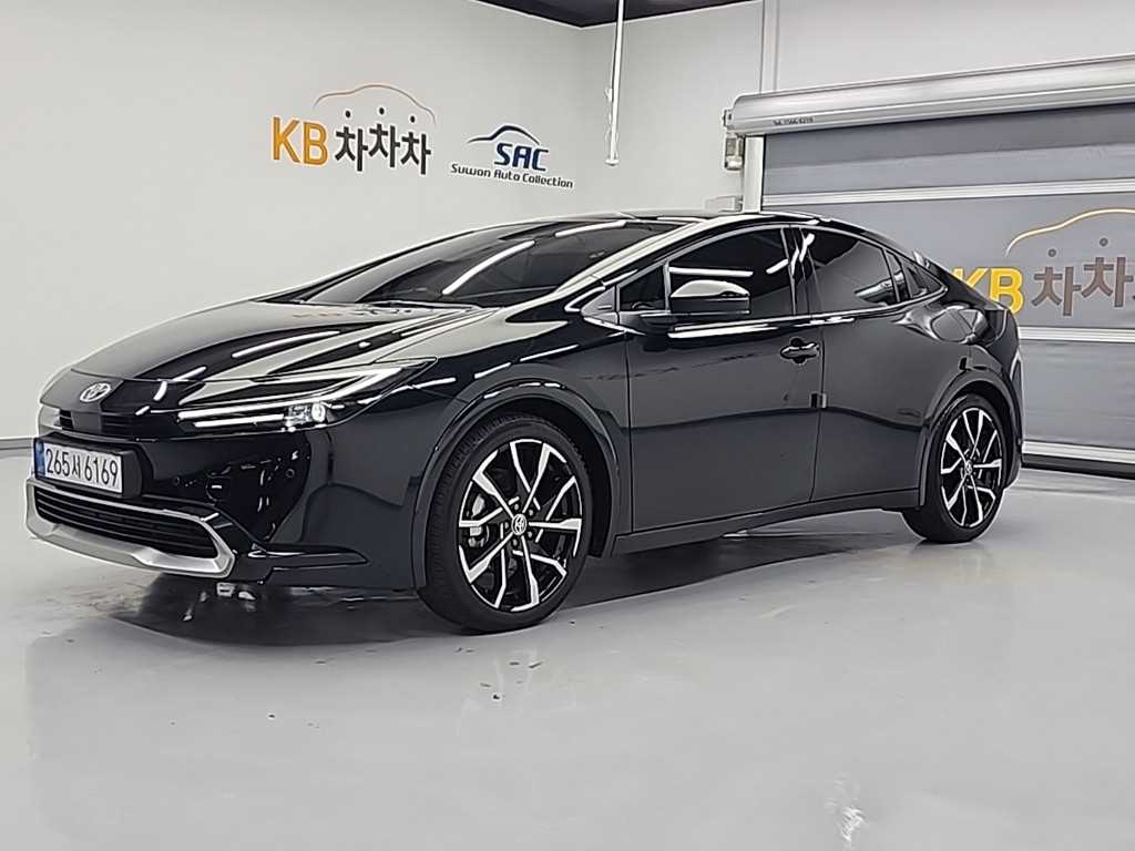 Toyota Prius 2.0 PHEV 2WD XSE