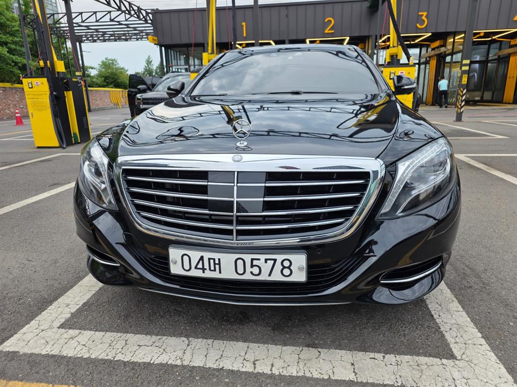 Mercedes-Benz S-Class S350 d 4Maetik
