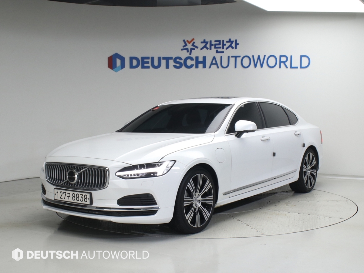 Volvo S90 T8 AWD Hybrid Inseukeuripsyeon