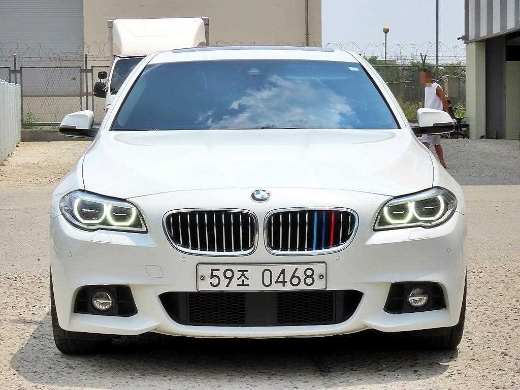 BMW 5 Series 528i xDrive M Air Pro