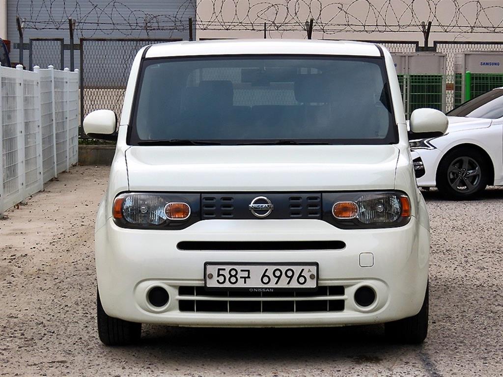 Nissan Cube 1.8 S