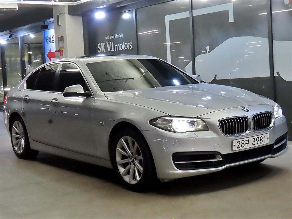 BMW 5 Series 528i