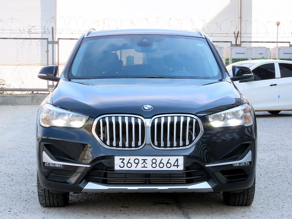 BMW X1 20i xDrive Line Special