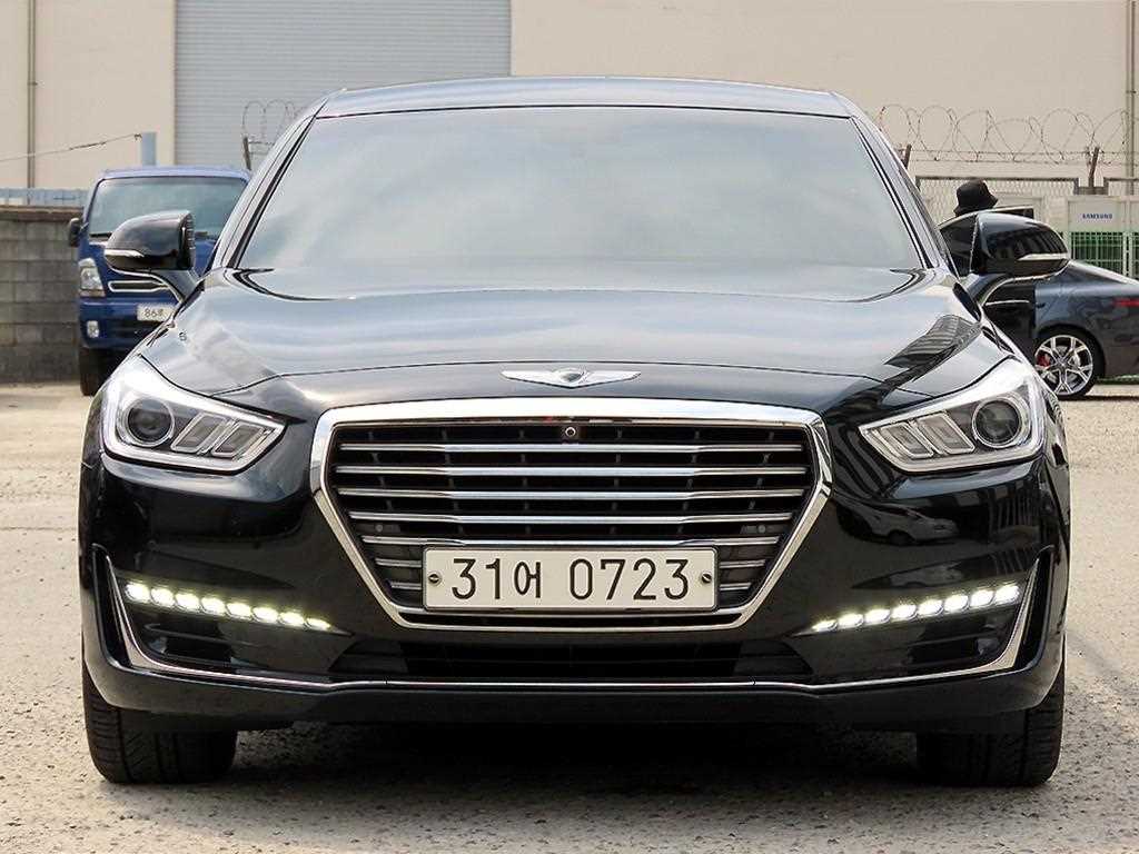 Genesis EQ900 3.8 GDi AWD Luxury