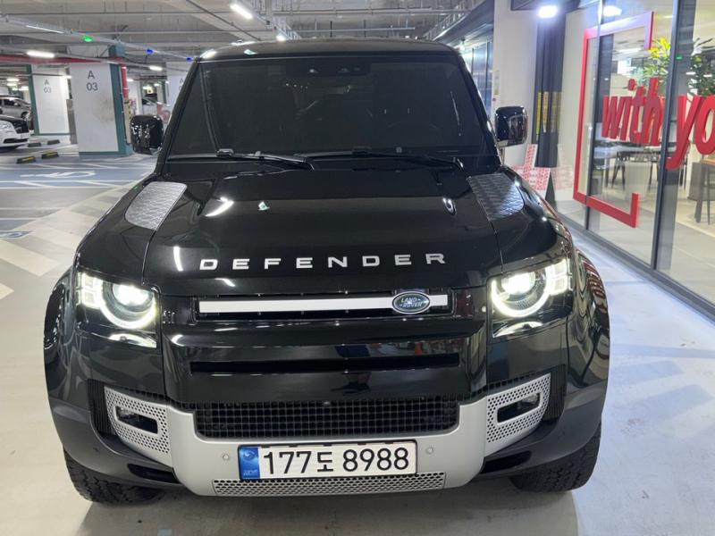 Land Rover Defender 110 D250 SE
