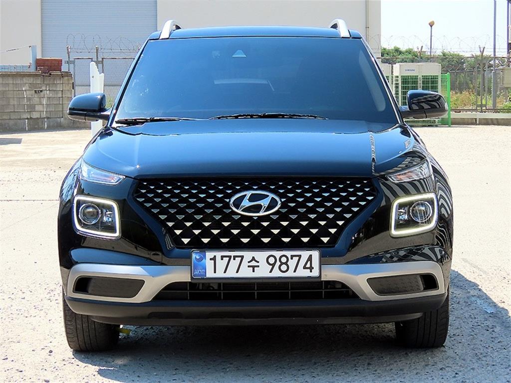 Hyundai Venue 1.6 Peulreokseu