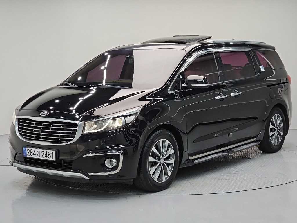 Kia Carnival 9 seats Noblesse