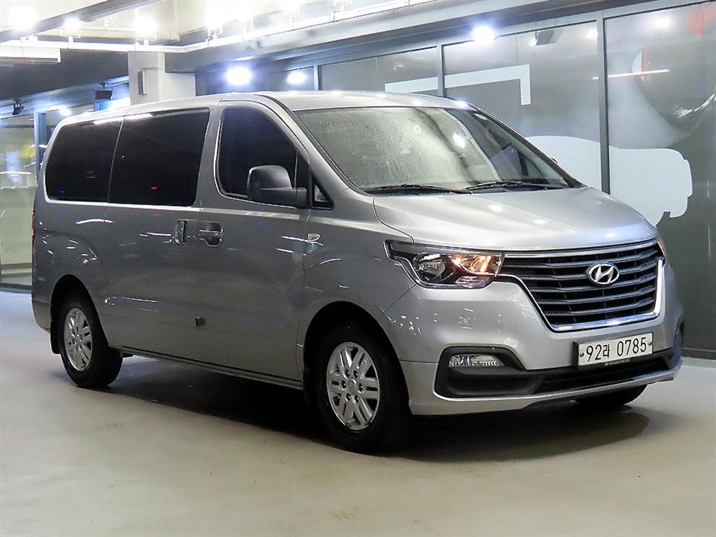 현대 Grand Starex 5 seats Van Smart