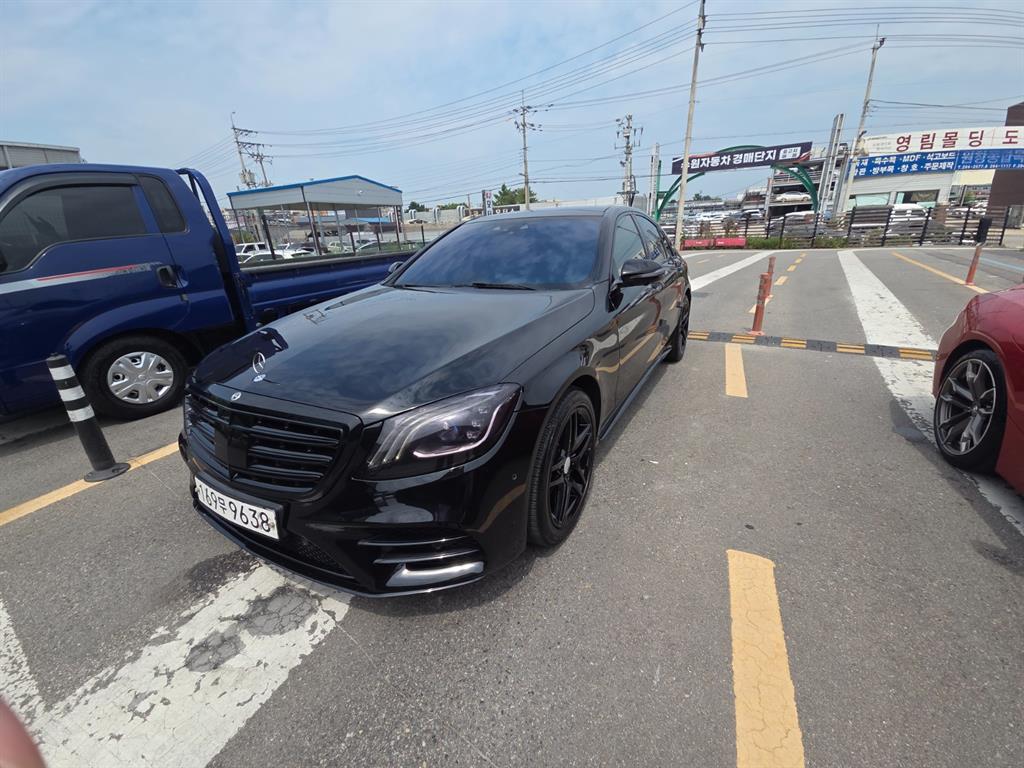 Mercedes-Benz S-Class S350 d 4Maetik AMG Line