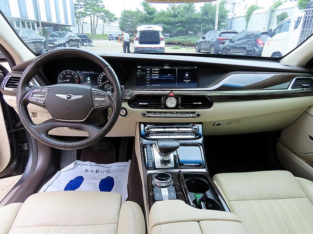 제네시스 EQ900 3.3 Turbo AWD Luxury