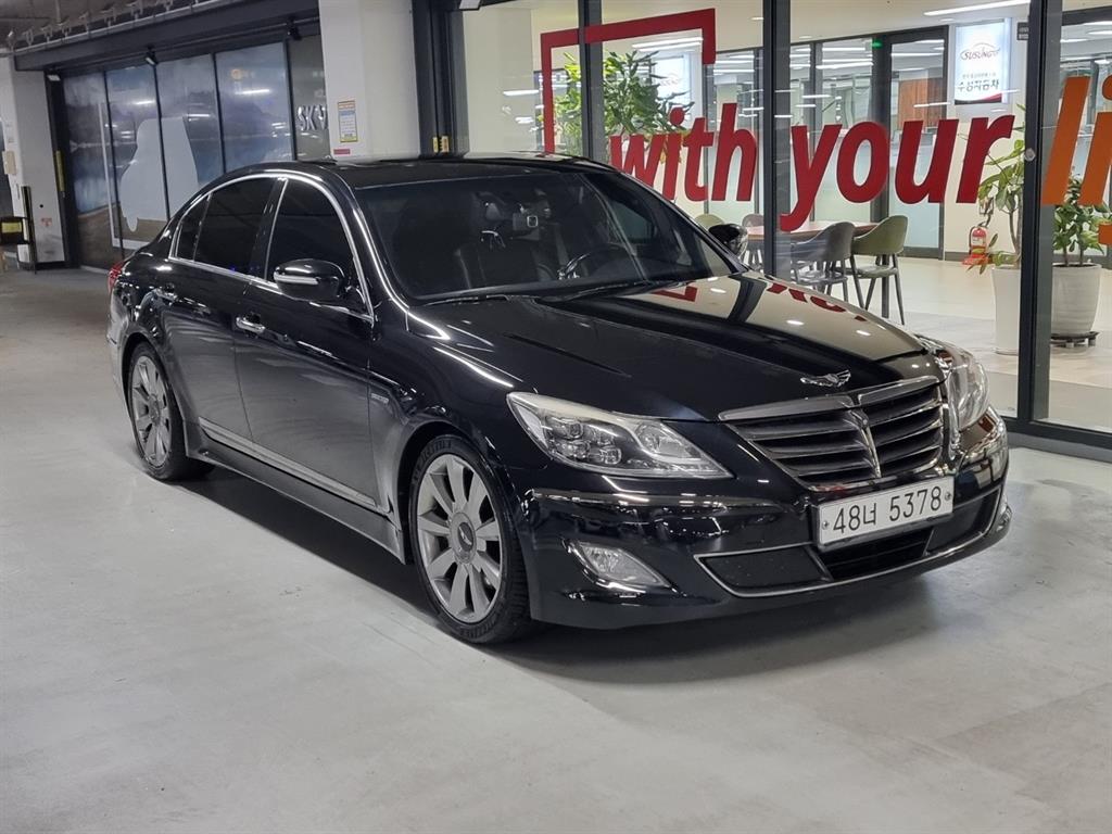 Hyundai 500 Jenesiseu Peurada GP500 Limited Edition