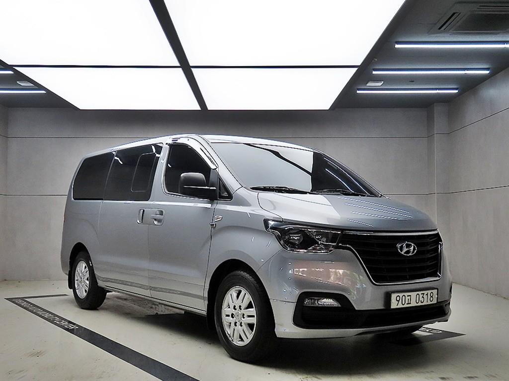 현대 Grand Starex 5 seats Van Modern