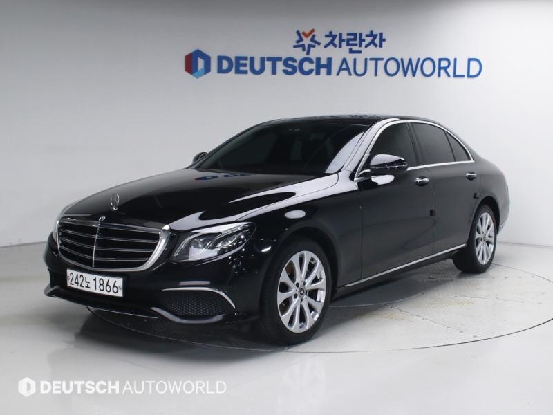 Mercedes-Benz E-Class E220d 4Maetik Exclusive
