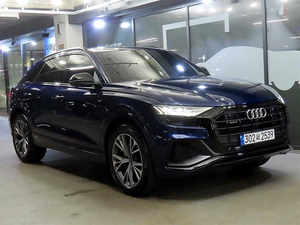Audi Q8 55 TFSI Quattro Premium