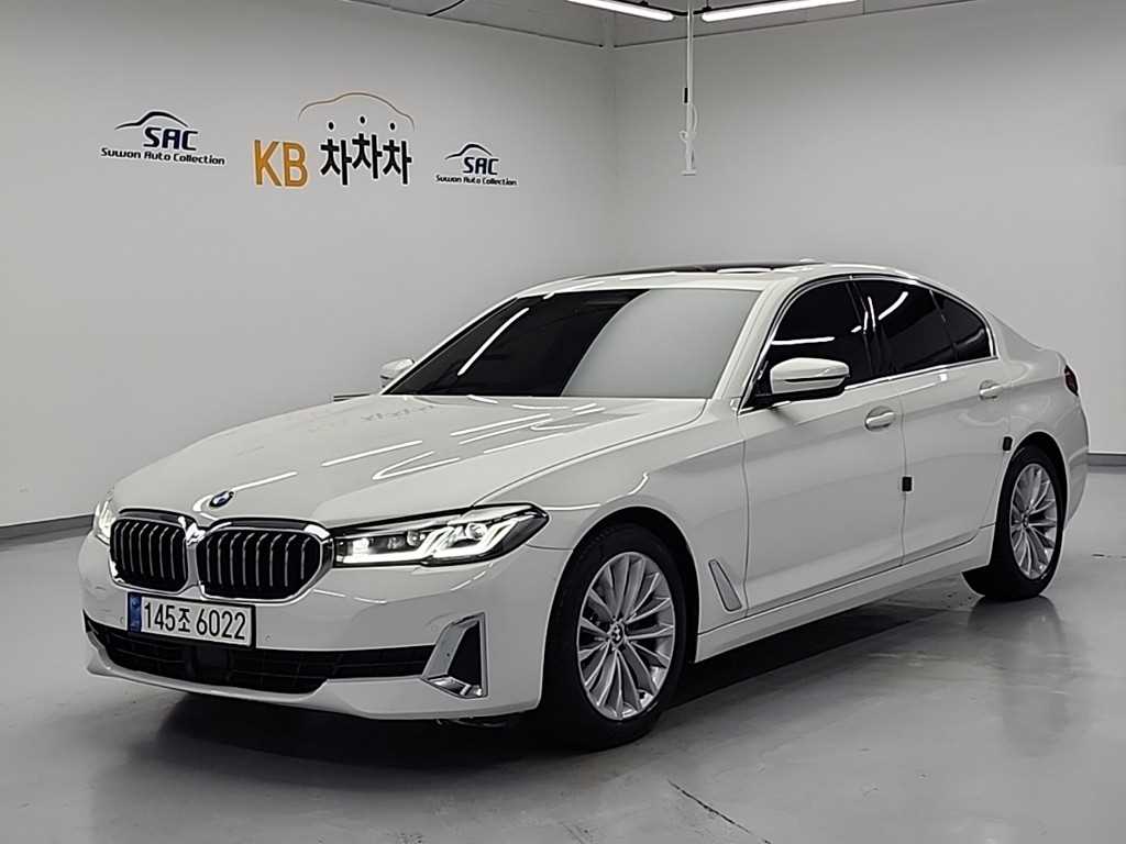 BMW 5 Series 520i Luxury