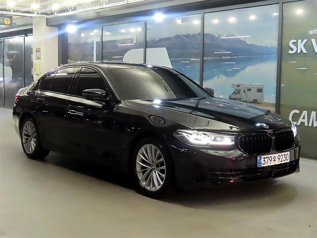BMW 5 Series 520i Luxury