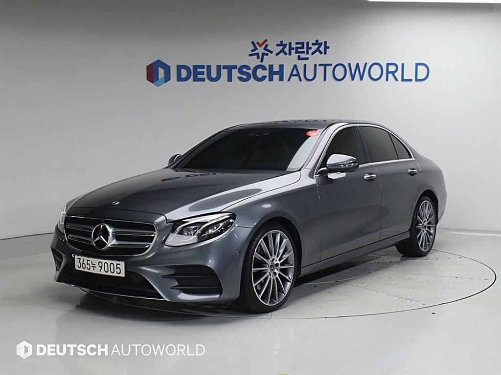 Mercedes-Benz E-Class E300 4Maetik AMG Line