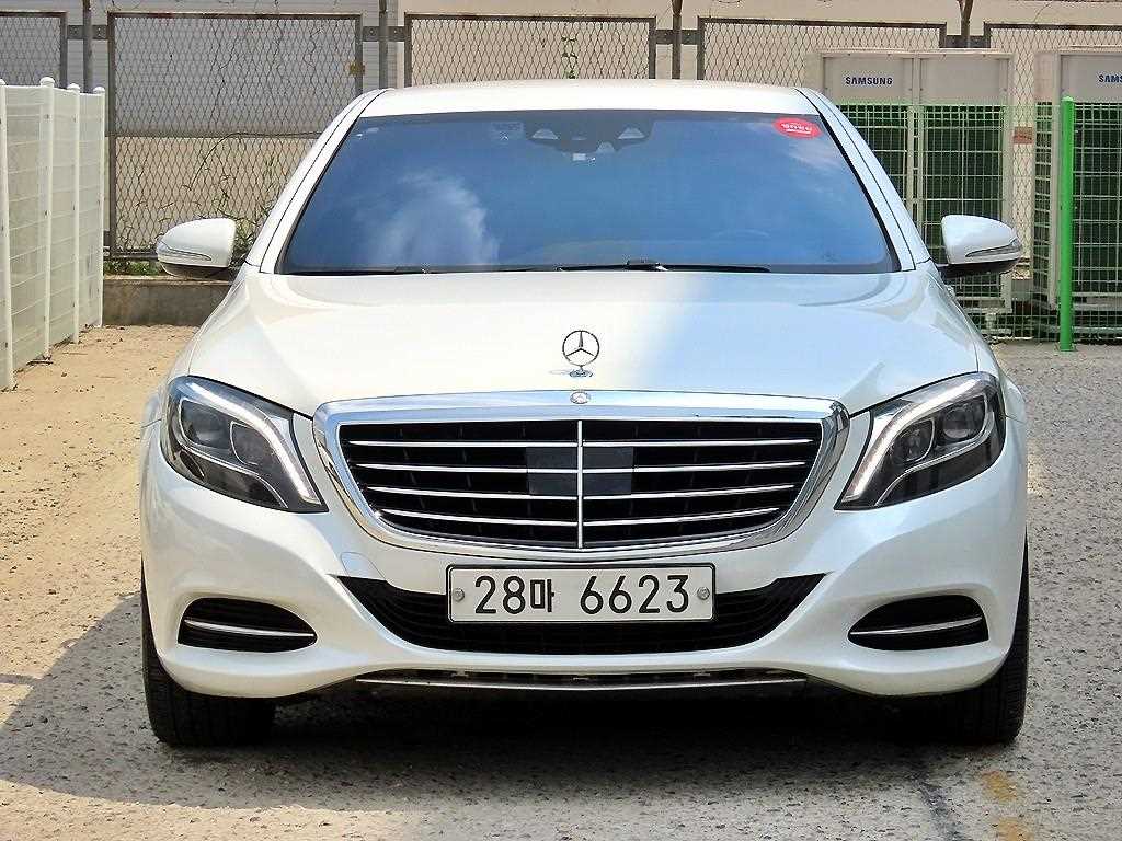 Mercedes-Benz S-Class S350 BlueTec