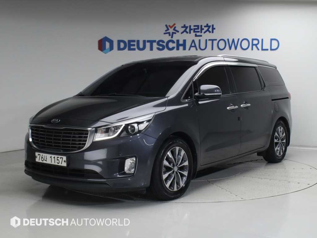 Kia Carnival 11 seats Prestige