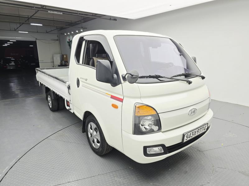 Hyundai Porter II CRDi Super Cab Long Body Style