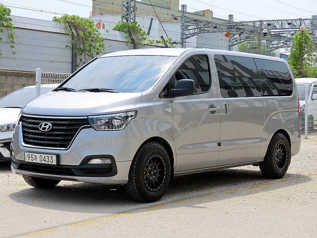 현대 Grand Starex 5 seats Van Modern