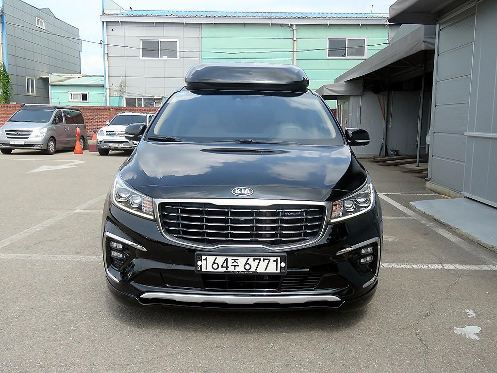 Kia Carnival Hairimujin 9 seats Noblesse Special