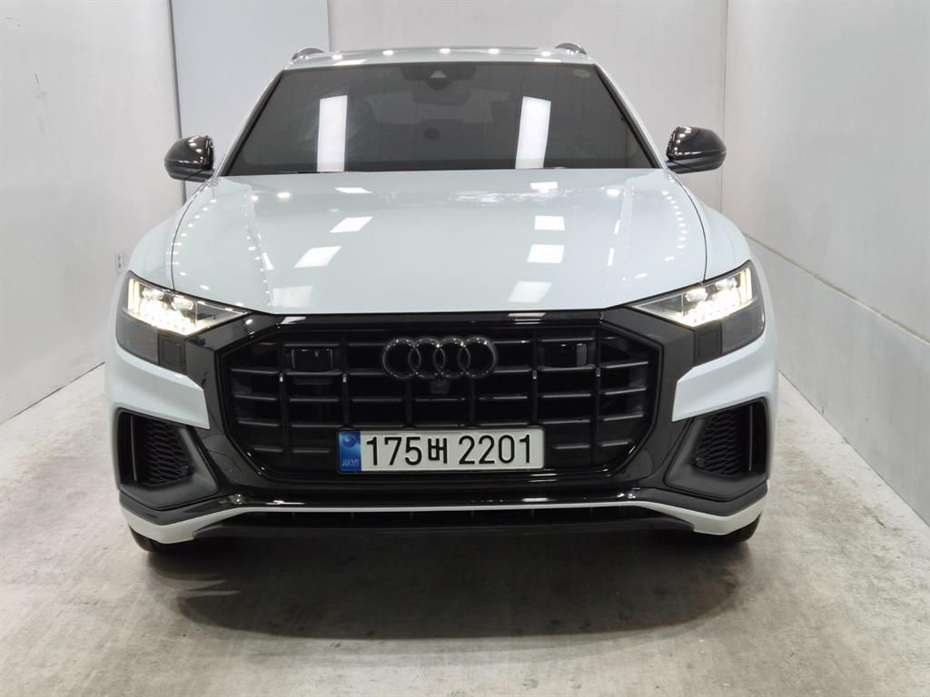 Audi Q8 55 TFSI Quattro Premium