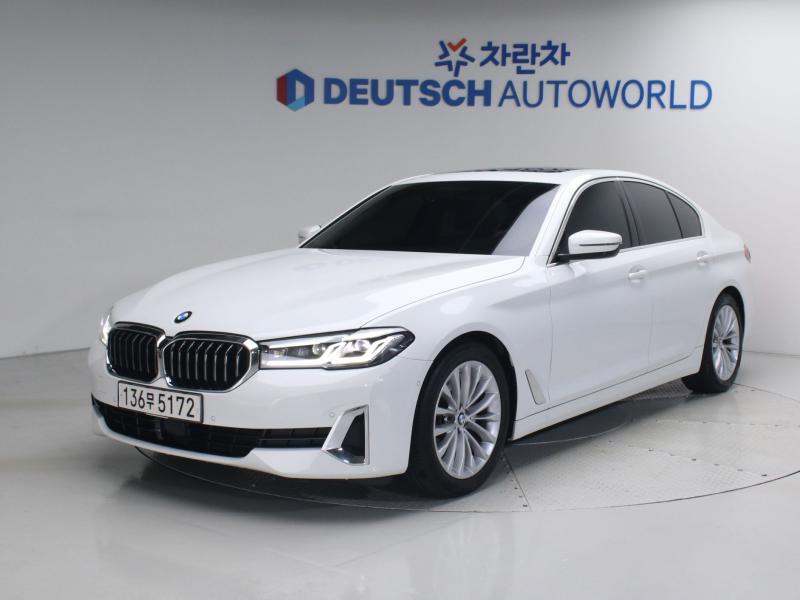 BMW 5 Series 520i Luxury