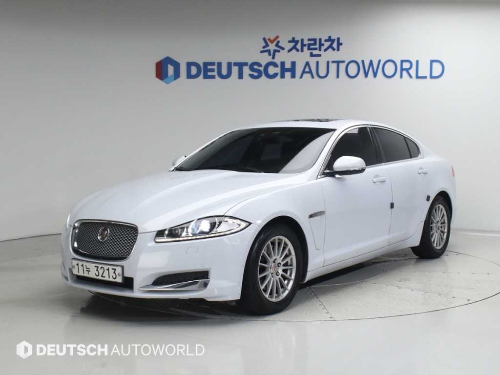 Jaguar XF 2.2D Luxury