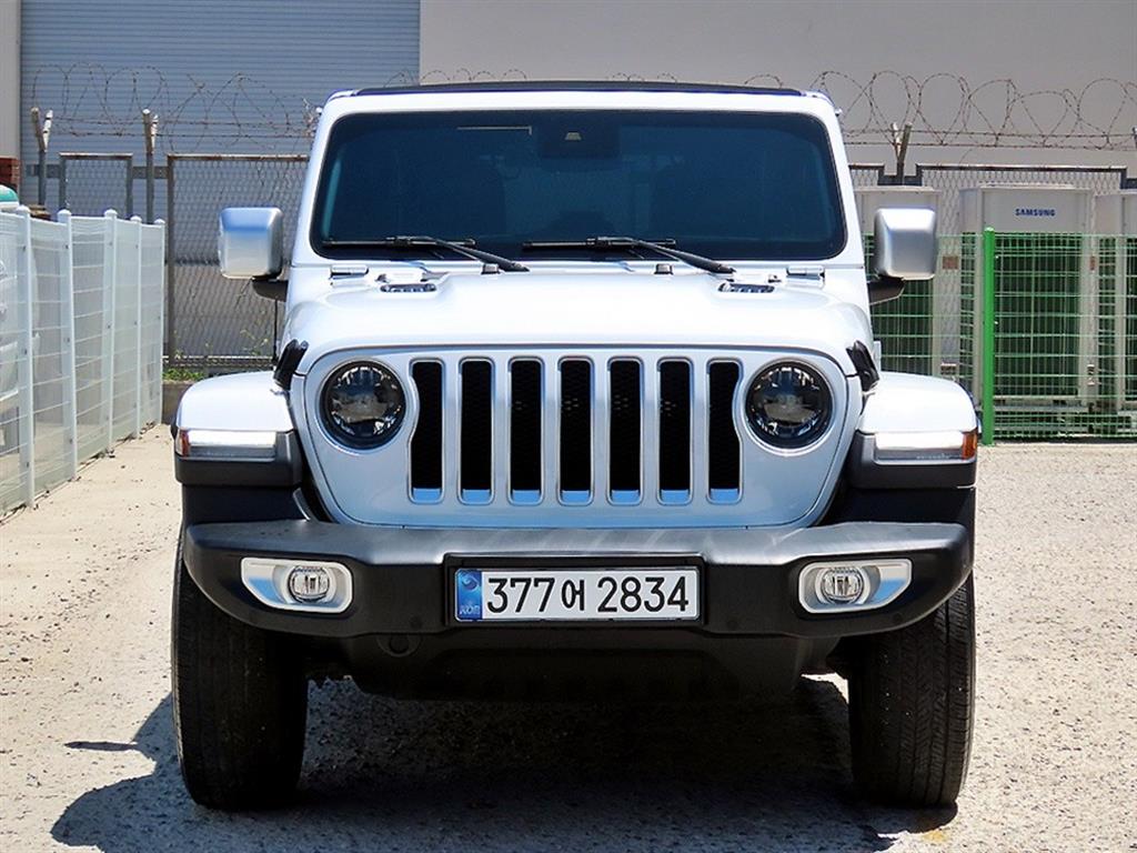 Jeep Wrangler 2.0 Overland 4DR Power