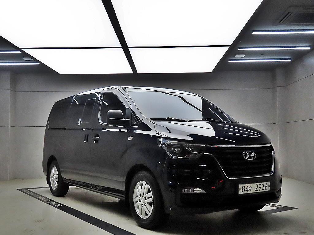 현대 Grand Starex 5 seats Van Modern