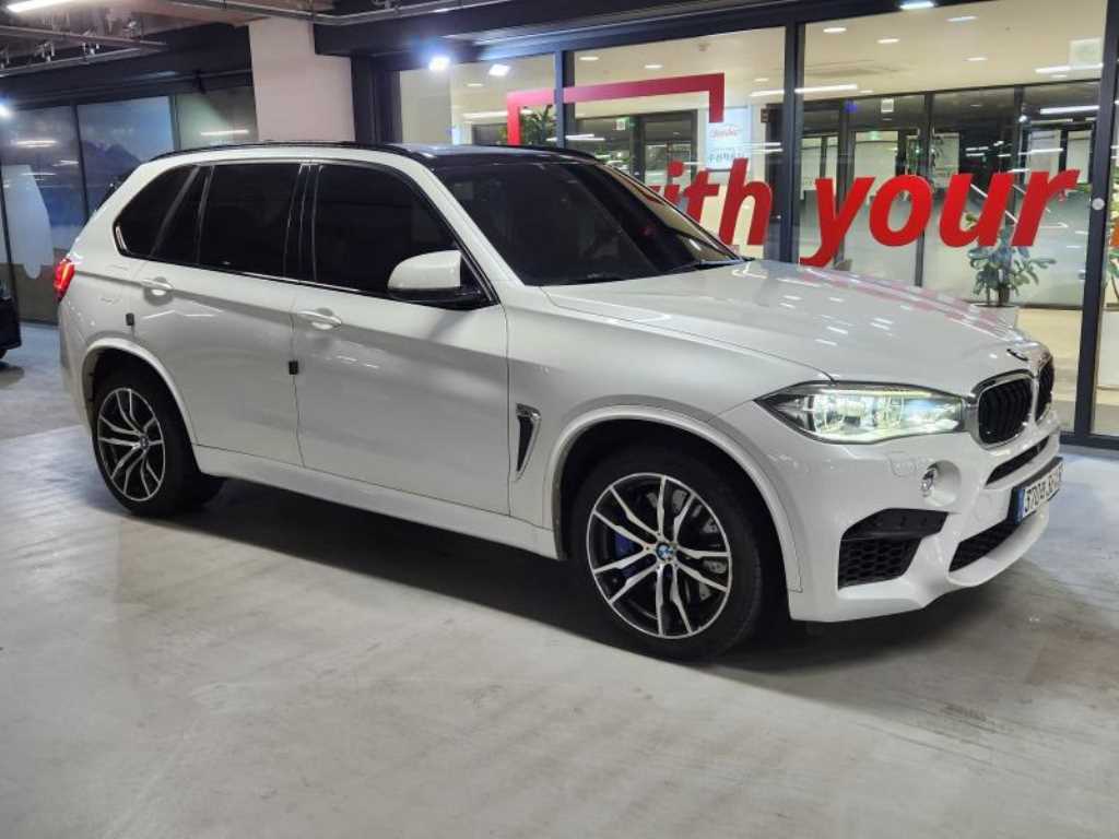 BMW X5 4.4