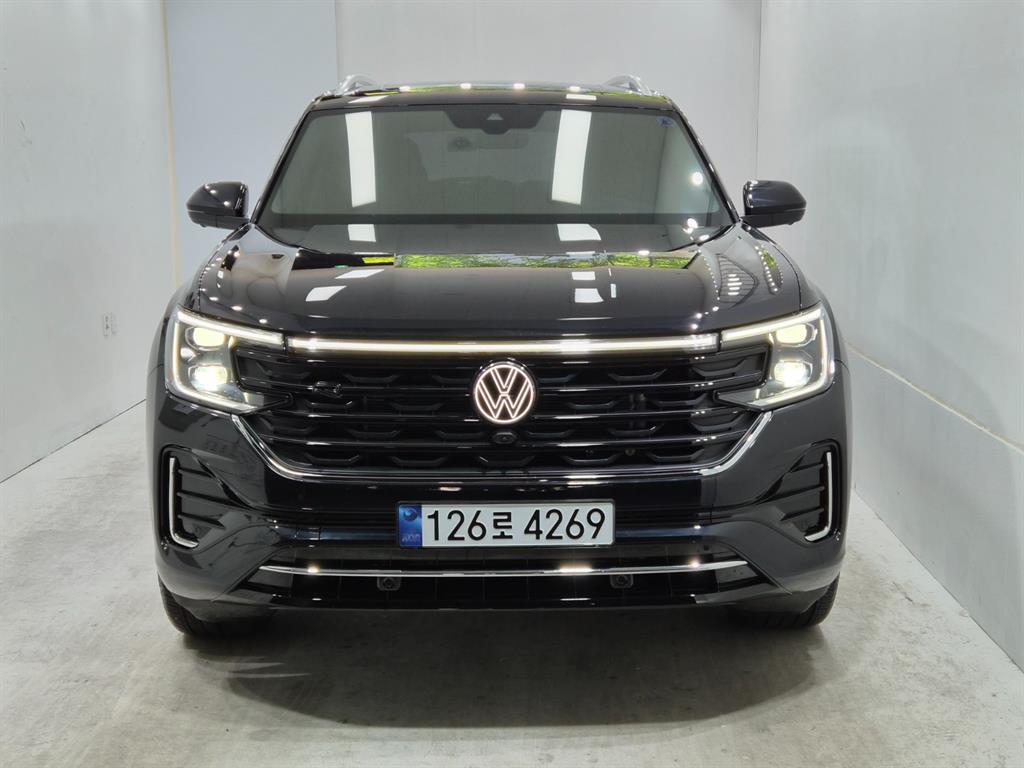 Volkswagen i4 Ateulraseu 2.0 TSI 4Mosyeon Line 7 seats