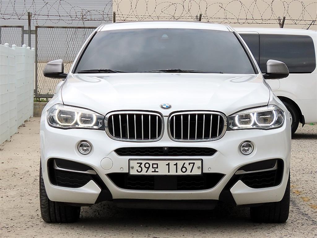 BMW X6 M50d