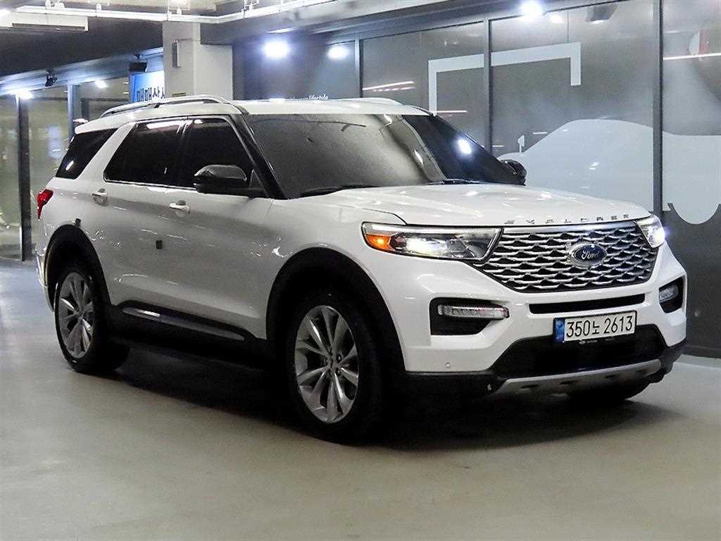 포드 익스플로러 3.0 AWD Platinum