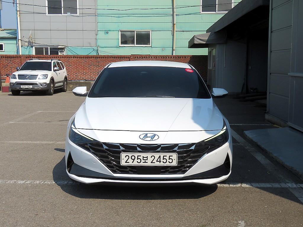 현대 아반떼 HEV Modern