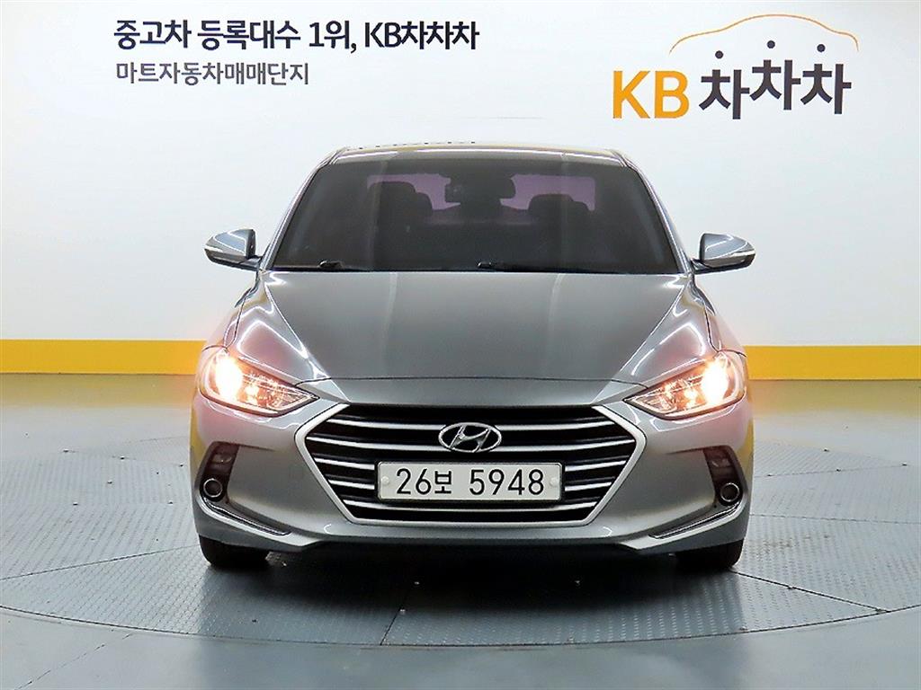 현대 아반떼 1.6 GDi Smart