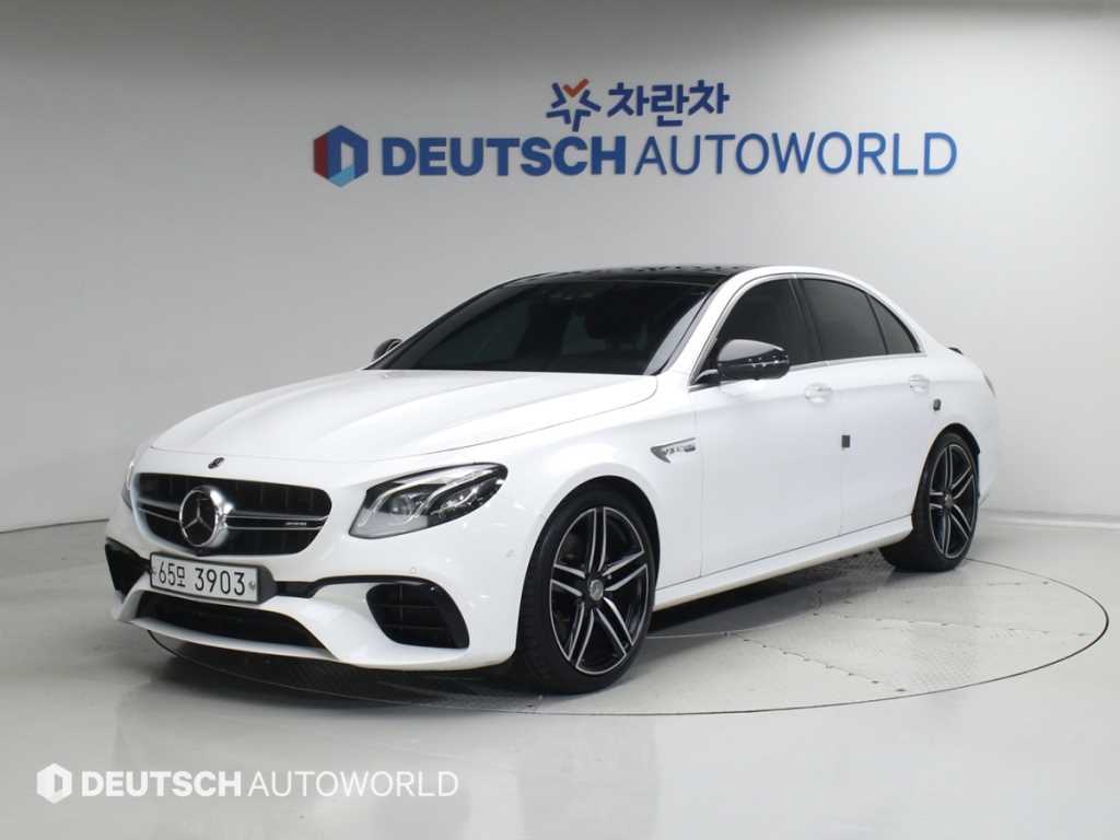 Mercedes-Benz E-Class E63 AMG 4Maetik+