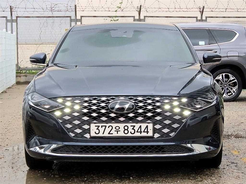 Hyundai Grandeur 2.5 Premium Choiseu