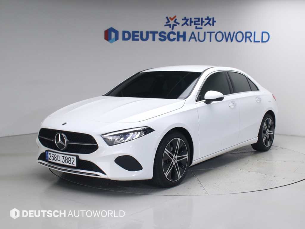 Mercedes-Benz A-Class A220