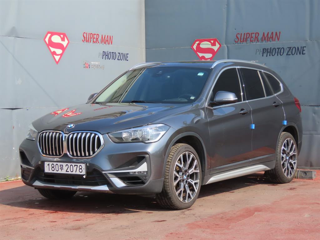 BMW X1 20i xDrive Line Special
