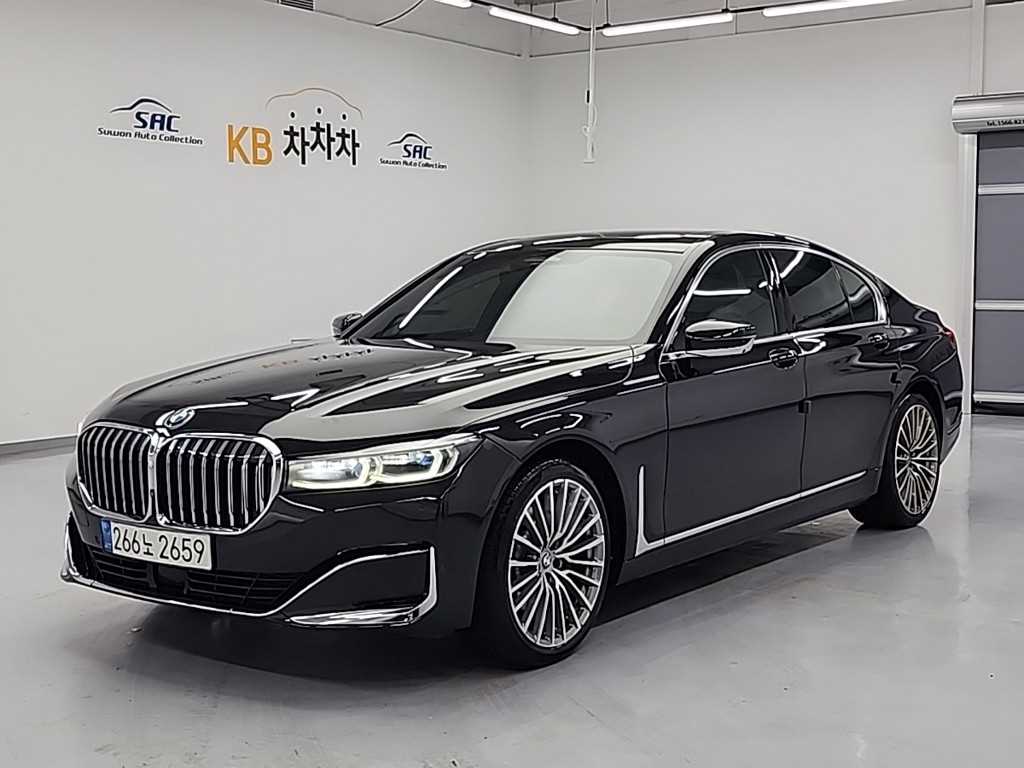 BMW 7 Series 730d xDrive Dijain Pyueo Ekselreonseu