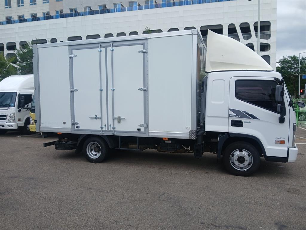 Hyundai Mighty Panel 2.5t
