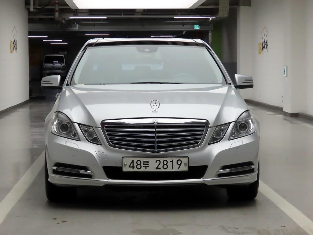 벤츠 E클래스 E300 Elegance