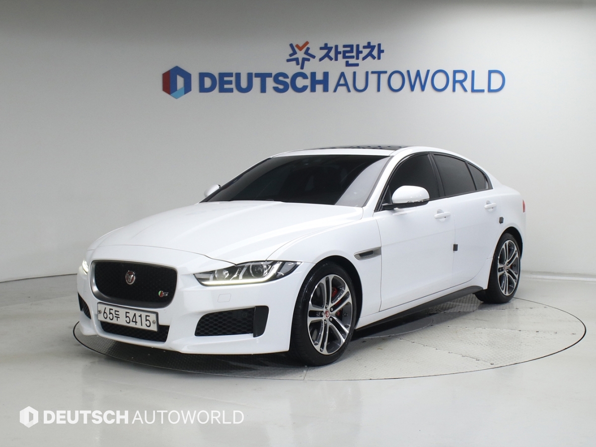 Jaguar XE 3.0 S